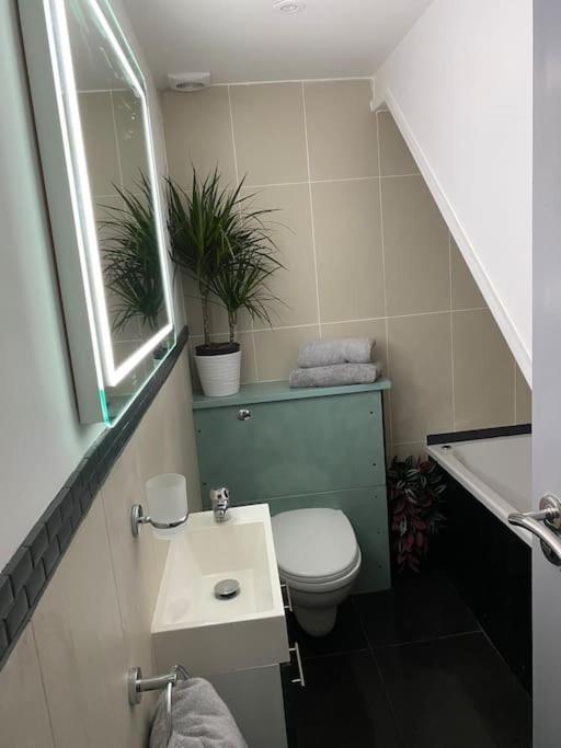 Trendy 3 Bedroom Home Close To Margate Beaches Bars Resturants 2 Night Min Stay Westgate-on-Sea ภายนอก รูปภาพ